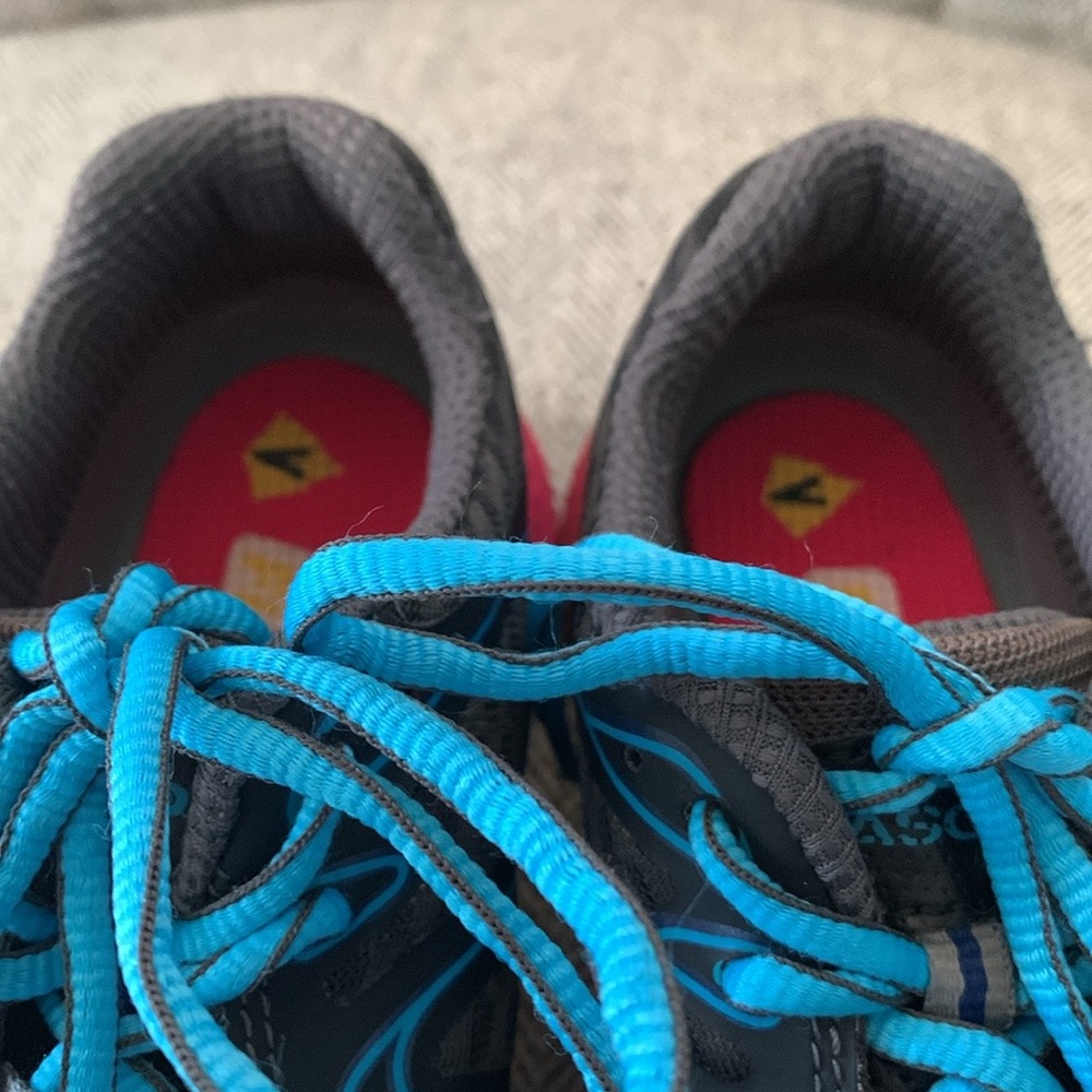 Vasque Shoes - Picture 9 of 12